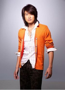 臺灣歌手游鴻明出席亳州萬達(dá)營銷中心盛大開放活動(dòng)