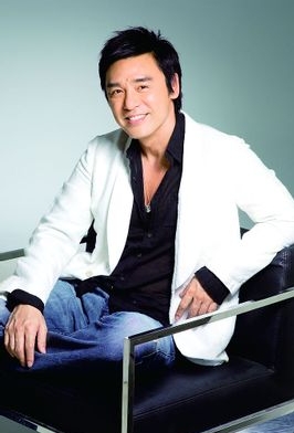 香港歌知名藝人鐘鎮濤出席當涂富嘉美國際廣場品牌簽約盛典